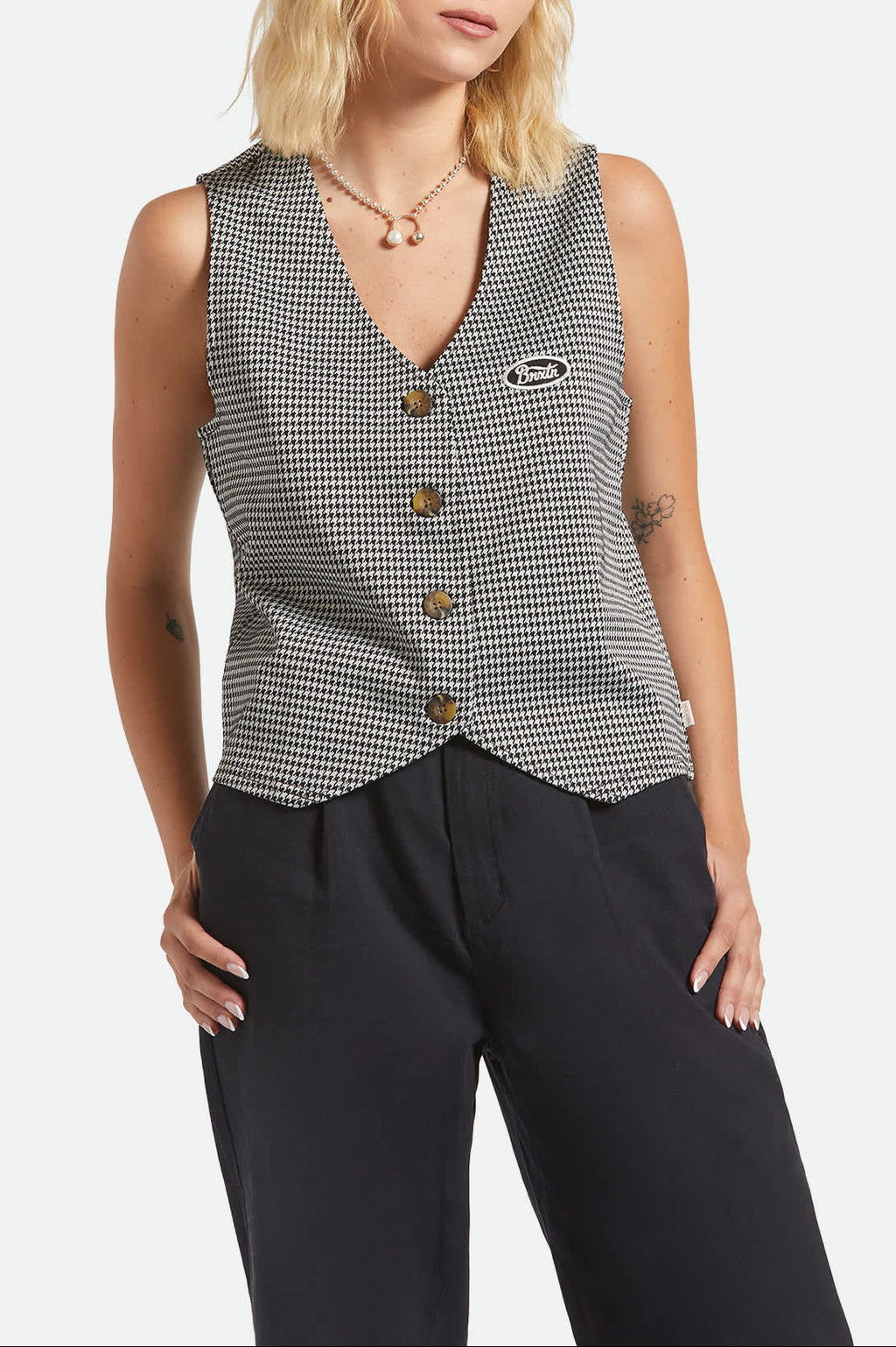 Houndstooth Leisure Vest - Winter White/Black